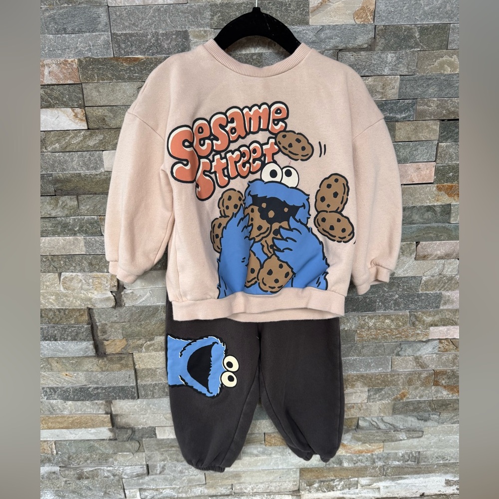 H&M Sesame Street Cookie Monster set
